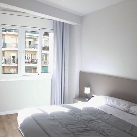 Sant Jordi Apartments Sagrada Familia Barcellona Esterno foto